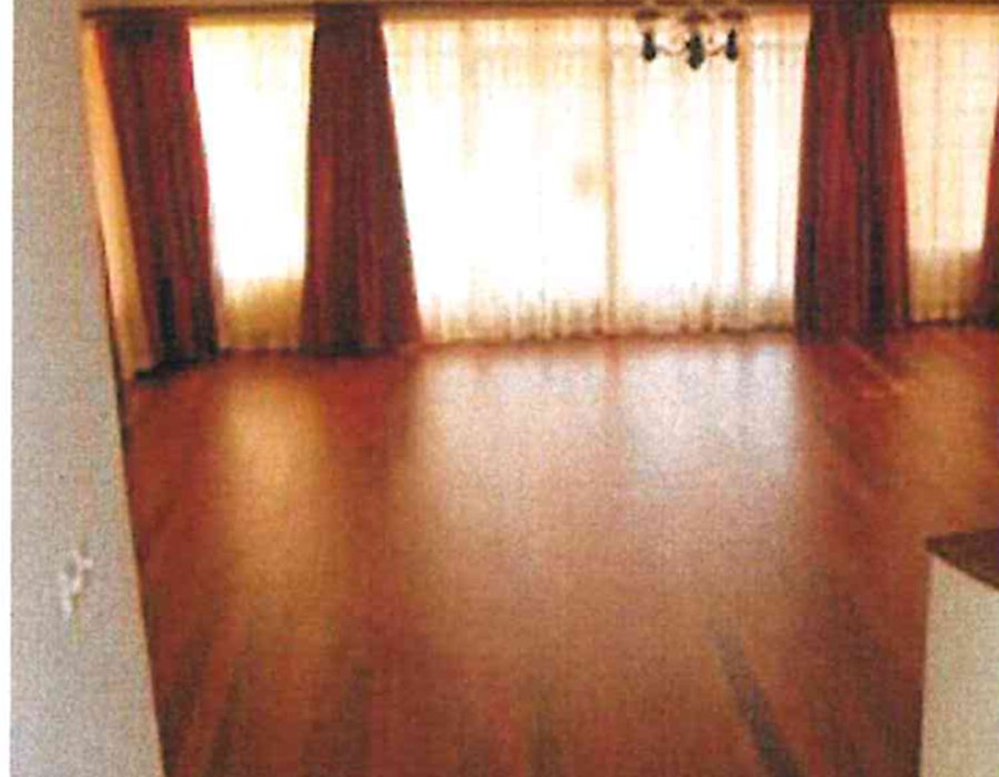 Town house, Karen